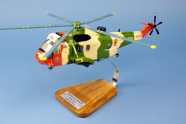 maquette hélicoptère Sea King mk48